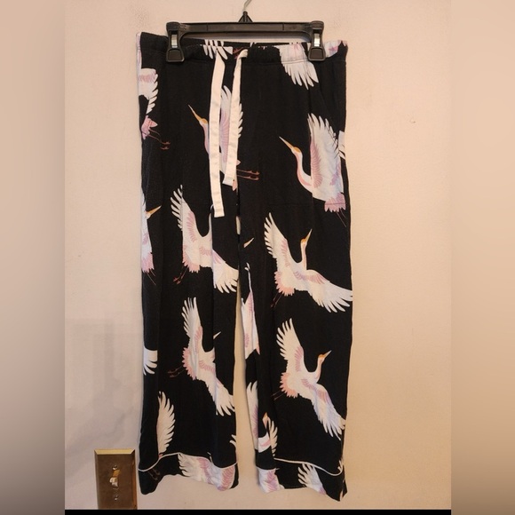 Other - Black crane pattern wide leg pajama pants size womens small